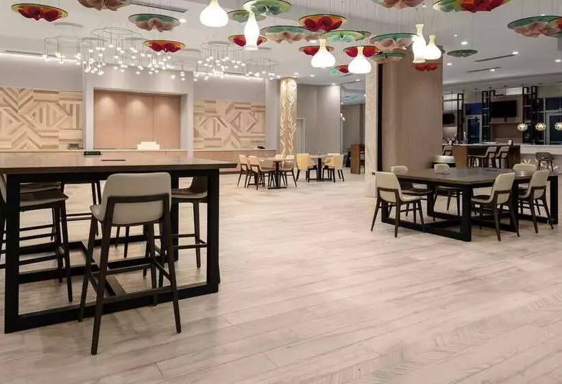 Hotelli Hilton Garden Inn Ocala Downtown