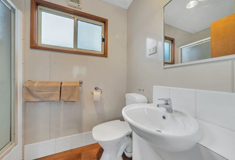 ホテル Ingenia Holidays Ocean Lake