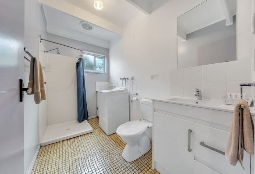 ホテル Ingenia Holidays Ocean Lake