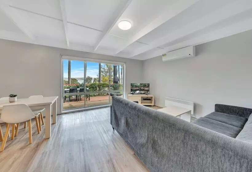 Hotelli Ingenia Holidays Ocean Lake