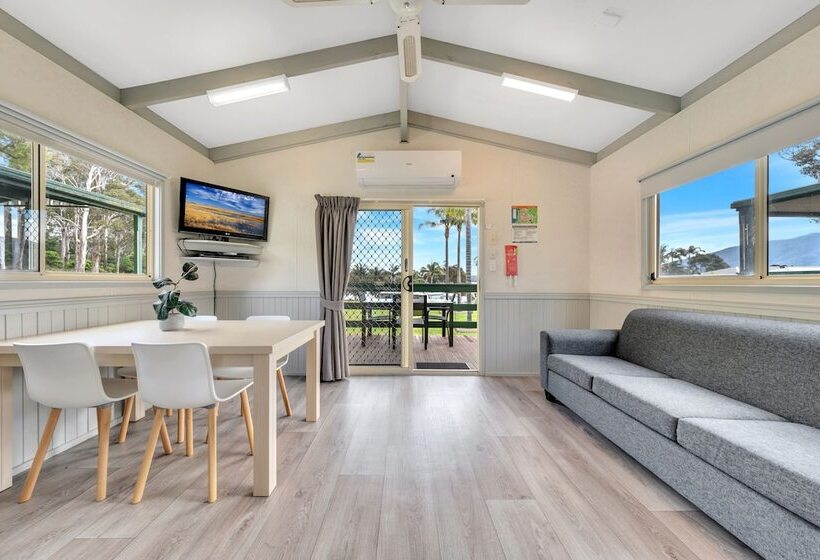 ホテル Ingenia Holidays Ocean Lake