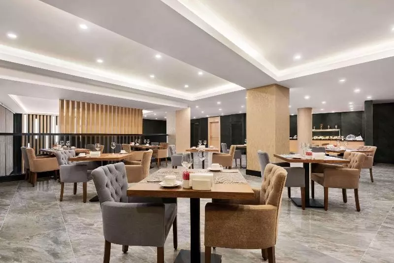 هتل Ramada By Wyndham Sakarya Hendek