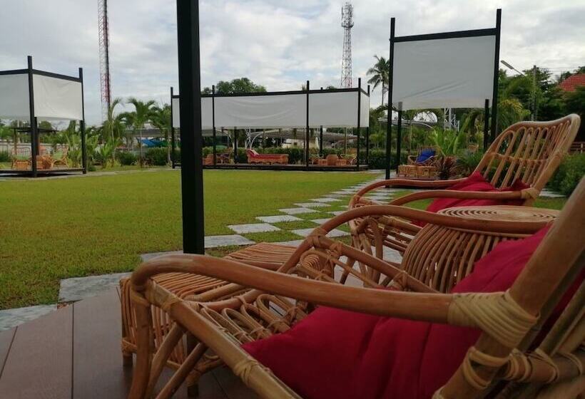 בית מלון כפרי Socool Grand