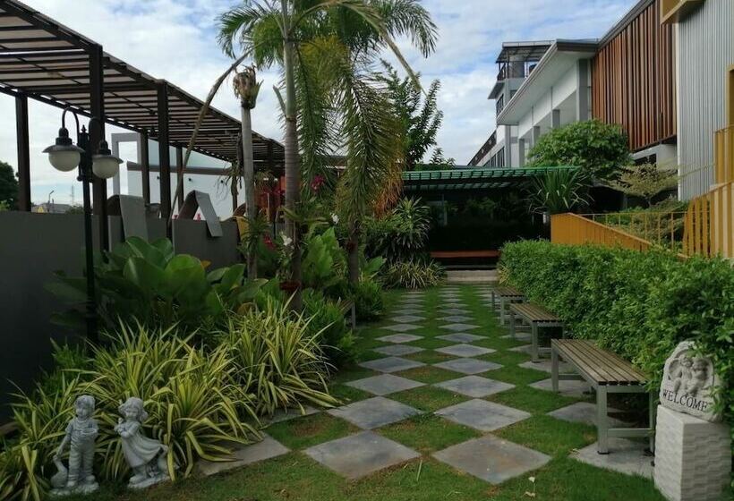 בית מלון כפרי Socool Grand