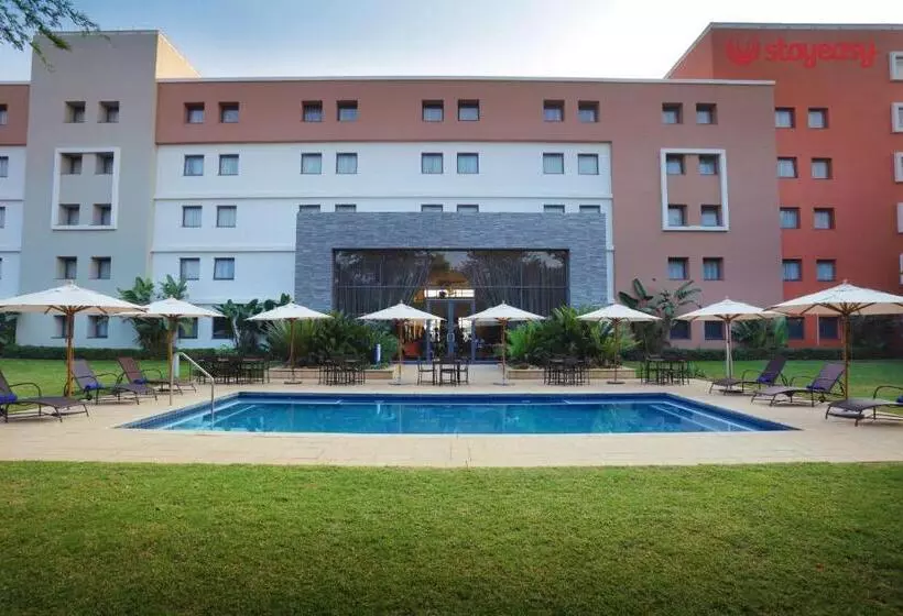 هتل Stayeasy Rustenburg