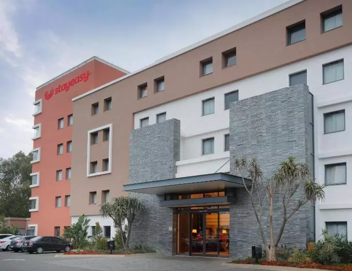 هتل Stayeasy Rustenburg
