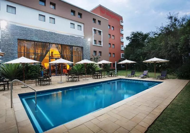 هتل Stayeasy Rustenburg