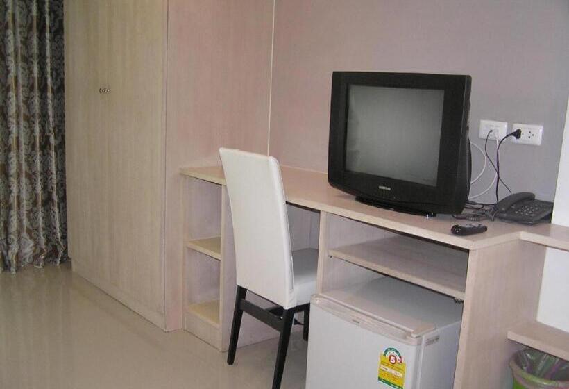 Отель The Impress Khonkaen