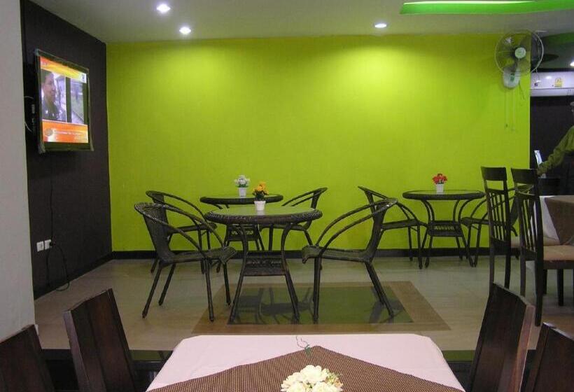 Отель The Impress Khonkaen