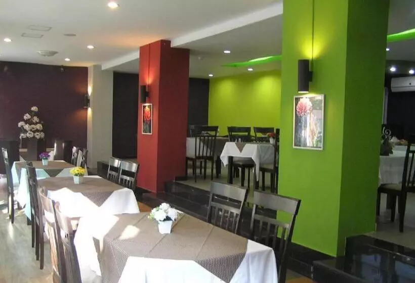 هتل The Impress Khonkaen