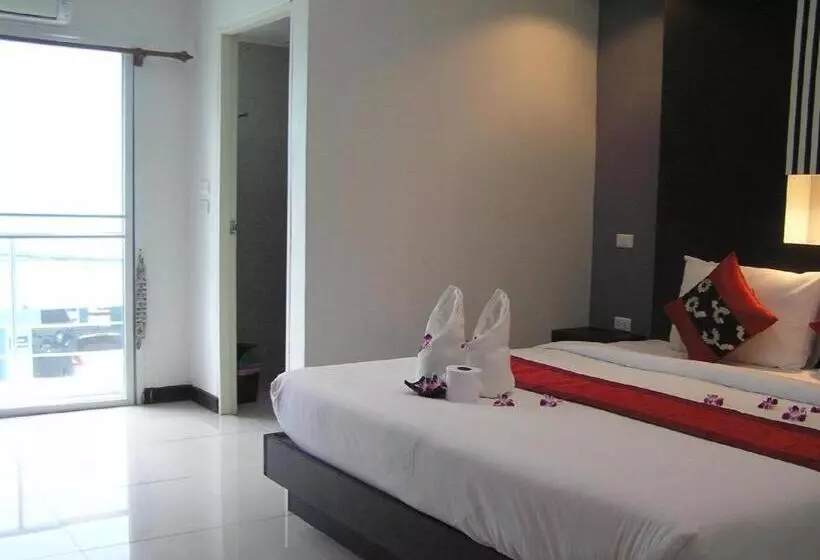 هتل The Impress Khonkaen