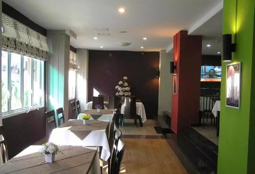 هتل The Impress Khonkaen