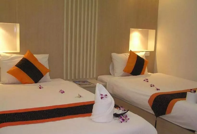 هتل The Impress Khonkaen