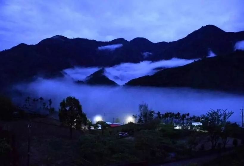 هتل Walk Cloud B&b