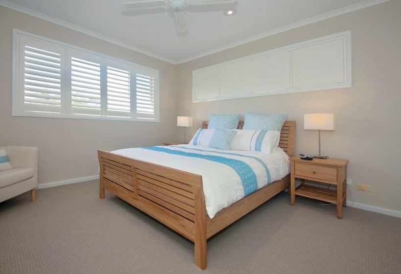 Moy At Nelson Bay, 2/30 Thurlow Avenue