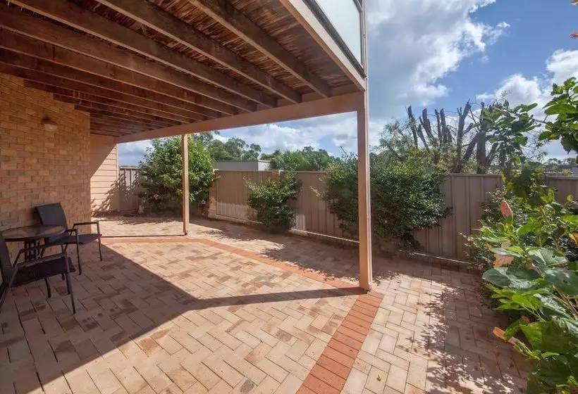 Moy At Nelson Bay, 2/30 Thurlow Avenue