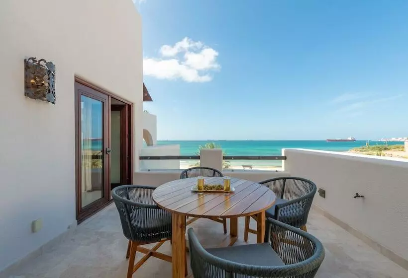 Playa De La Paz Condominiums