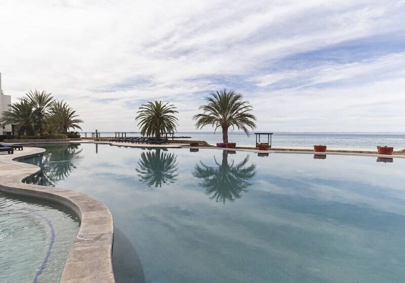 Playa De La Paz Condominiums