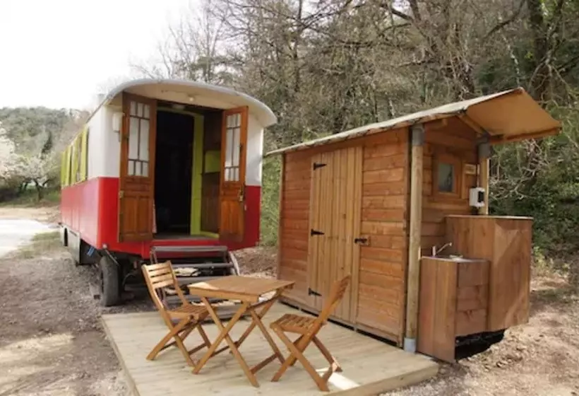 Hotelli Camping Le Vallon