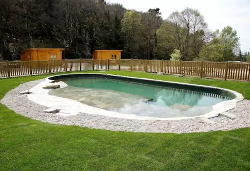 Hotelli Camping Le Vallon