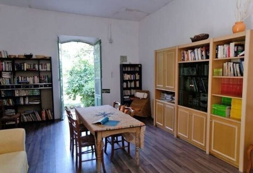 בית מלון כפרי Camping Le Vallon