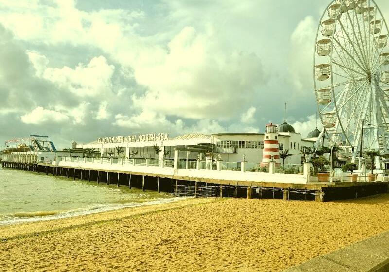 Hotel The Pier
