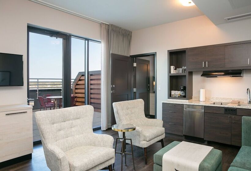 هتل Towneplace Suites Nashville Downtown/capitol District