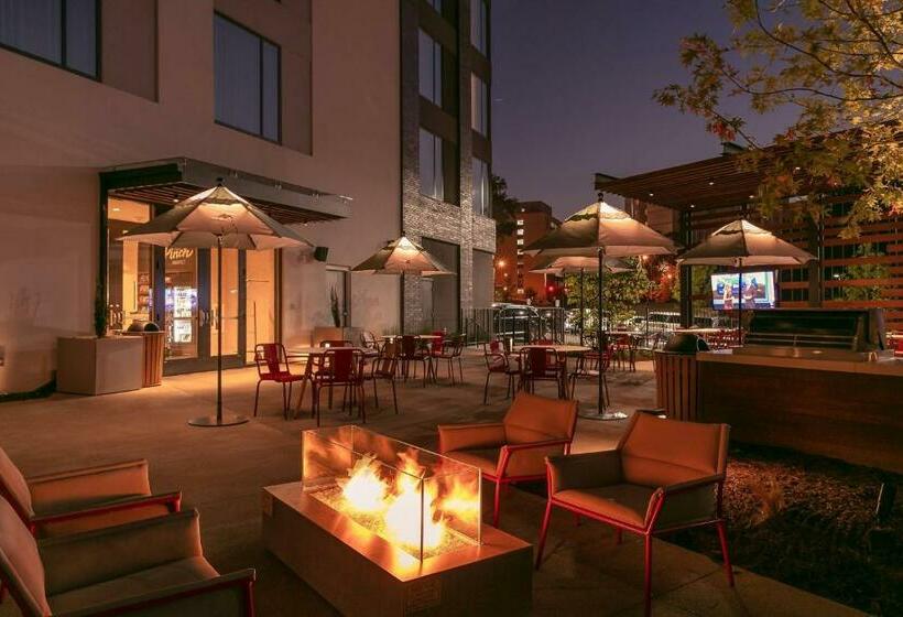 هتل Towneplace Suites Nashville Downtown/capitol District