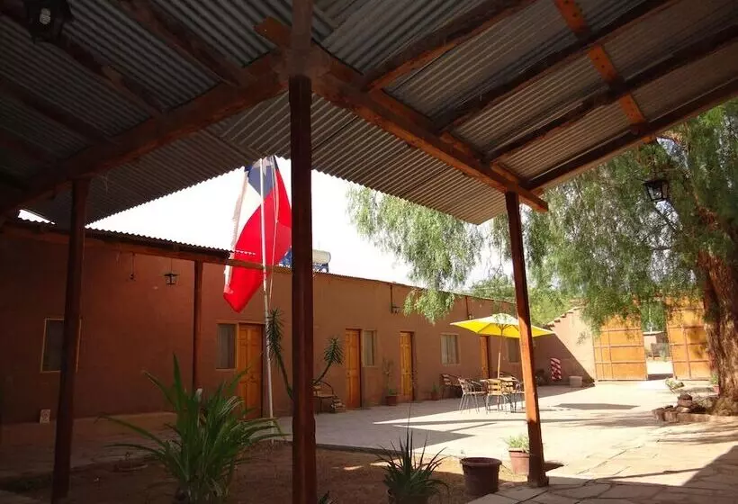 Inti & Killa Hostal