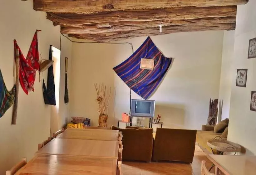 Inti & Killa Hostal