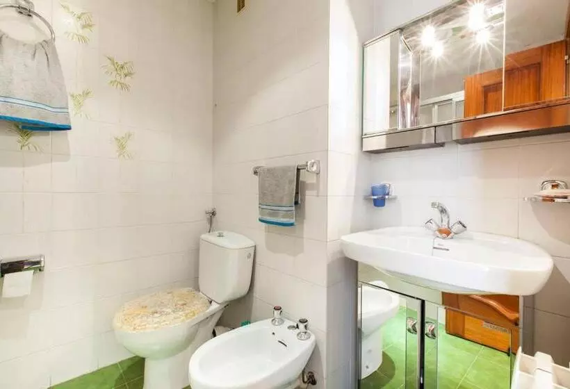 Modern B&b Somosaguas