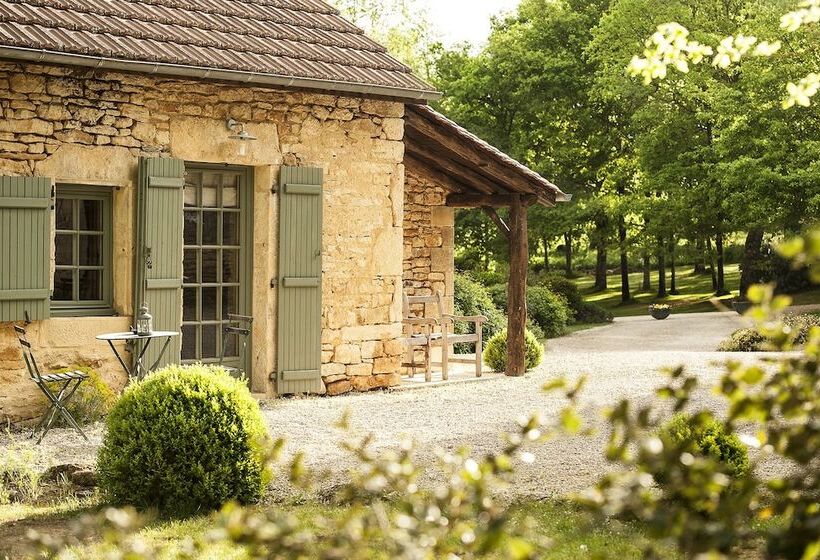 פנסיון Aux Couleurs D Esteil