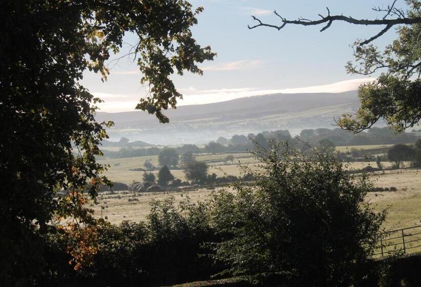 צימר Ballyhargan Farm House