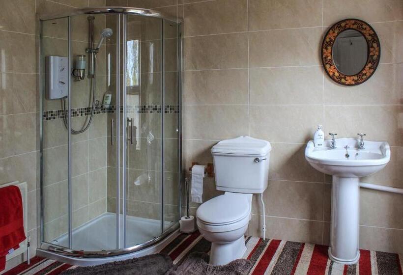 צימר Ballyhargan Farm House