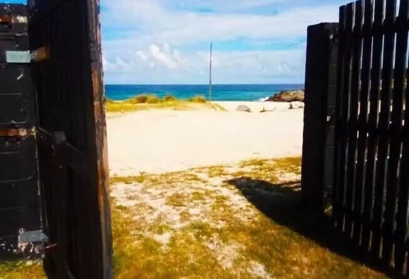 Escuela De Surf Y Hostel Baldaio