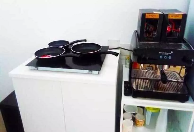 Escuela De Surf Y Hostel Baldaio