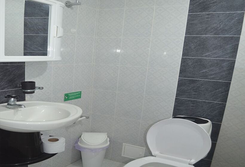 مسافرخانه Posada Cocos Place