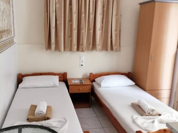 בית מלון כפרי Exarhos