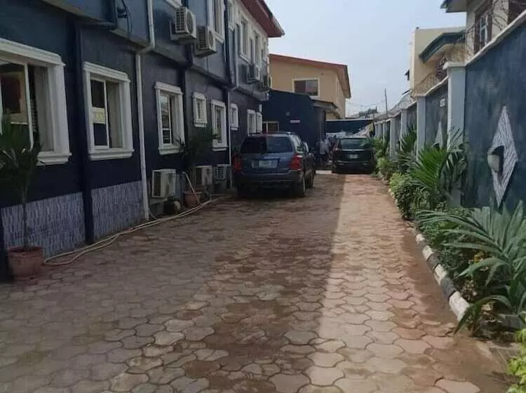 هتل Jemadex Kings