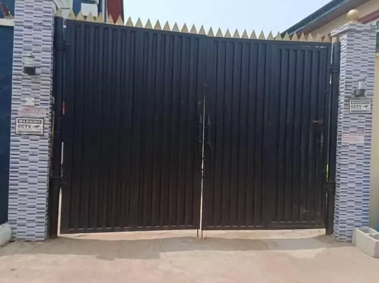 هتل Jemadex Kings