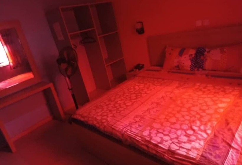 هتل Jemadex Kings