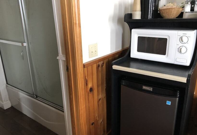 فندق Water Street Inn