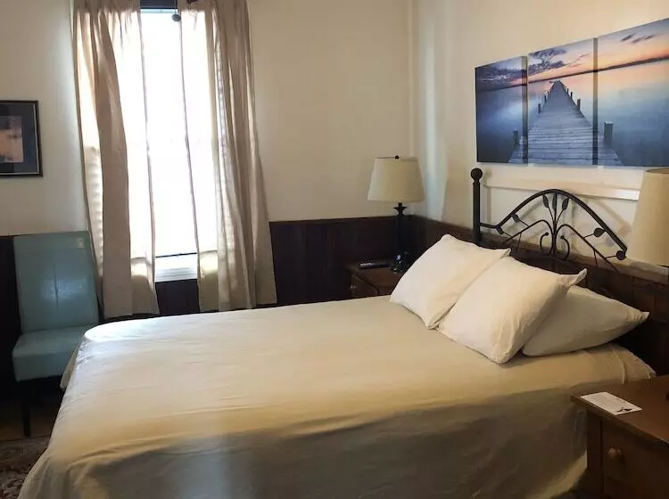 ホテル Water Street Inn