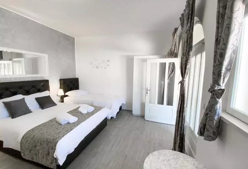 Majatalo Apartmani Daša Tučepi