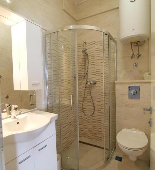 Пансион Apartmani Daša Tučepi