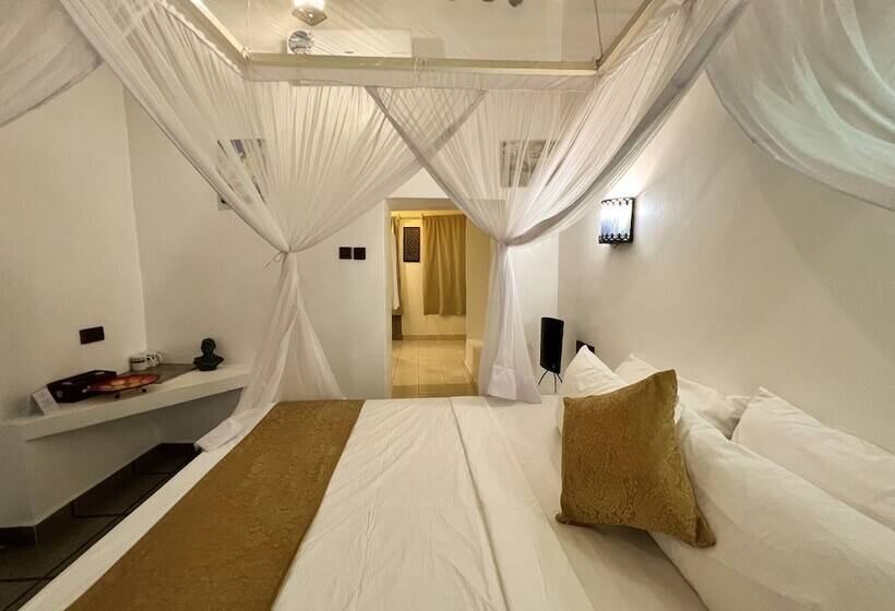 膳宿费 Zanzi House