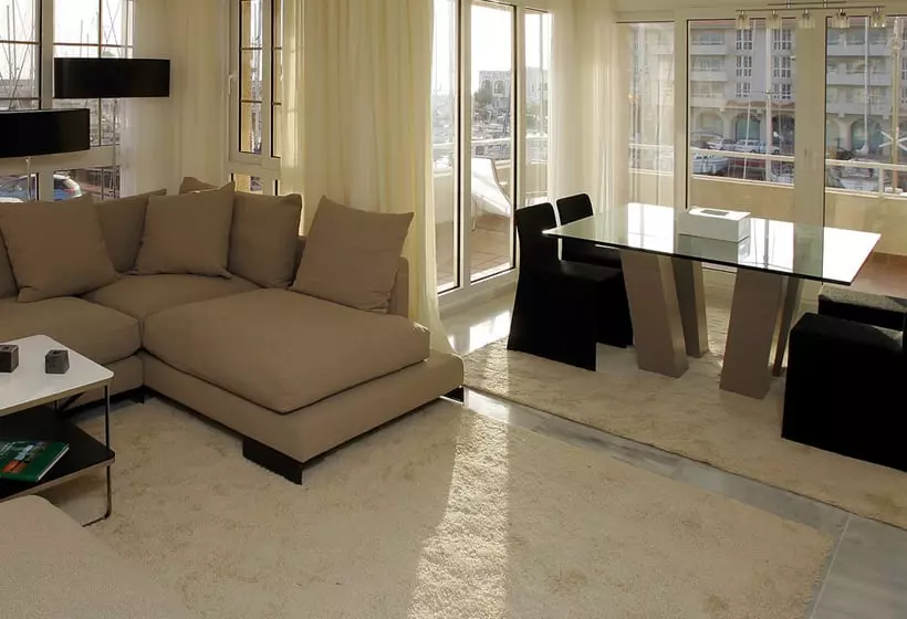 Apartamentos Marina Almerimar
