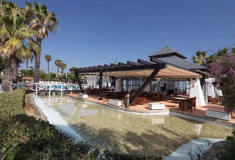 Doubletree By Hilton Islantilla Beach Golf Resort