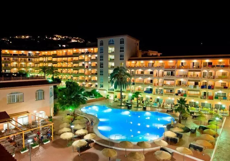 ホテル Bahia Tropical