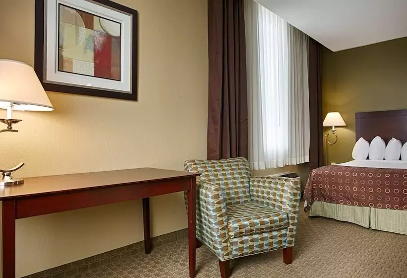 호텔 Best Western Airport Inn & Suites Cleveland